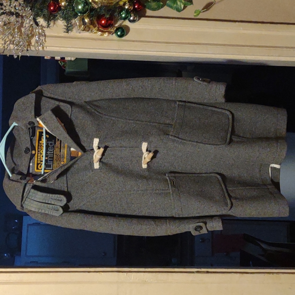 Coat - Picture 3 of 3